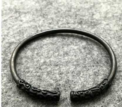 Golden  Black hoop vintage bracelet