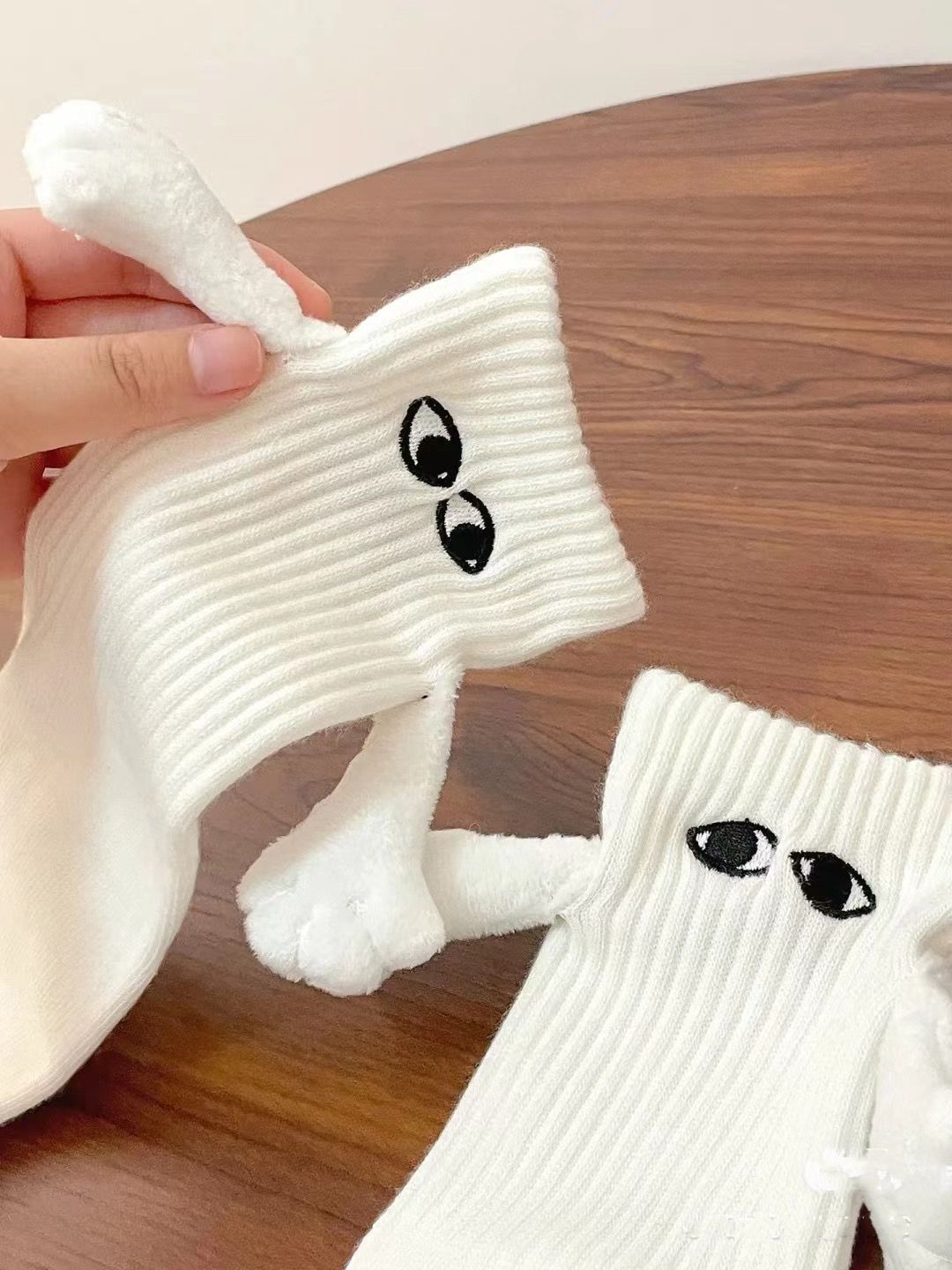 Magnetic Suction Hand In Hand Couple Socks Cartoon Lovely Breathable Comfortable Socks For Women Holding Hands Sock