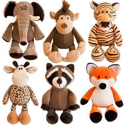 Peluches de animales de la selva.