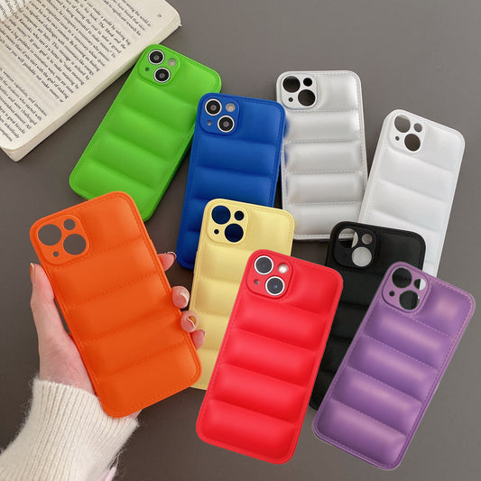 Funda protectora para teléfono con chaqueta de plumón de color liso