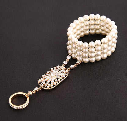 Amazing Gatsby same glass pearl bracelet