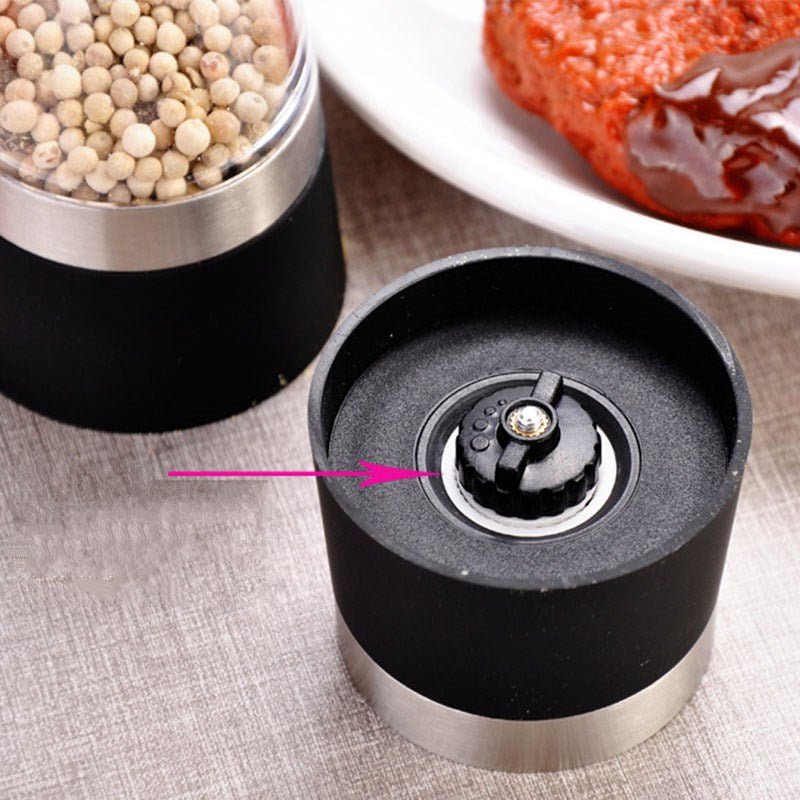 Pepper and salt manual grinder