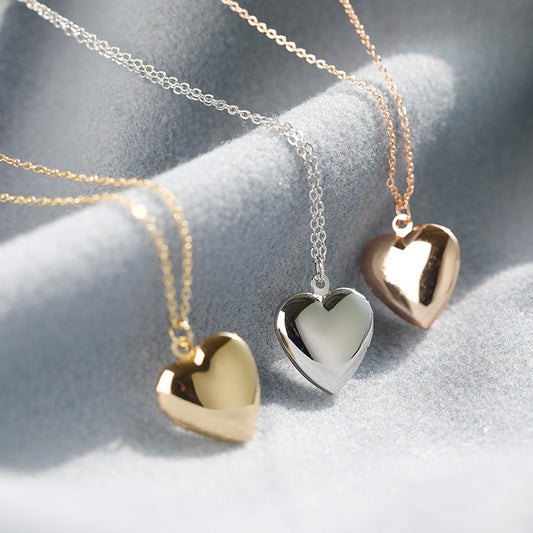 Fashion Simple Glossy Love Photo Box Necklace